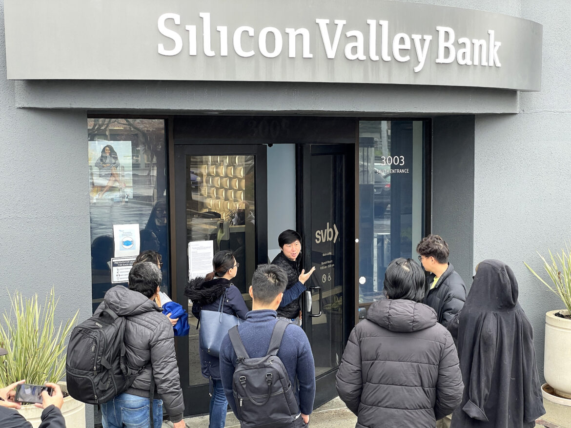 Silicon Valley Bank failing